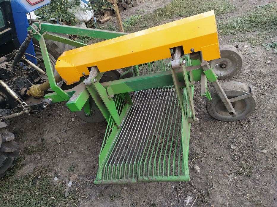 Продам картоплекопалку