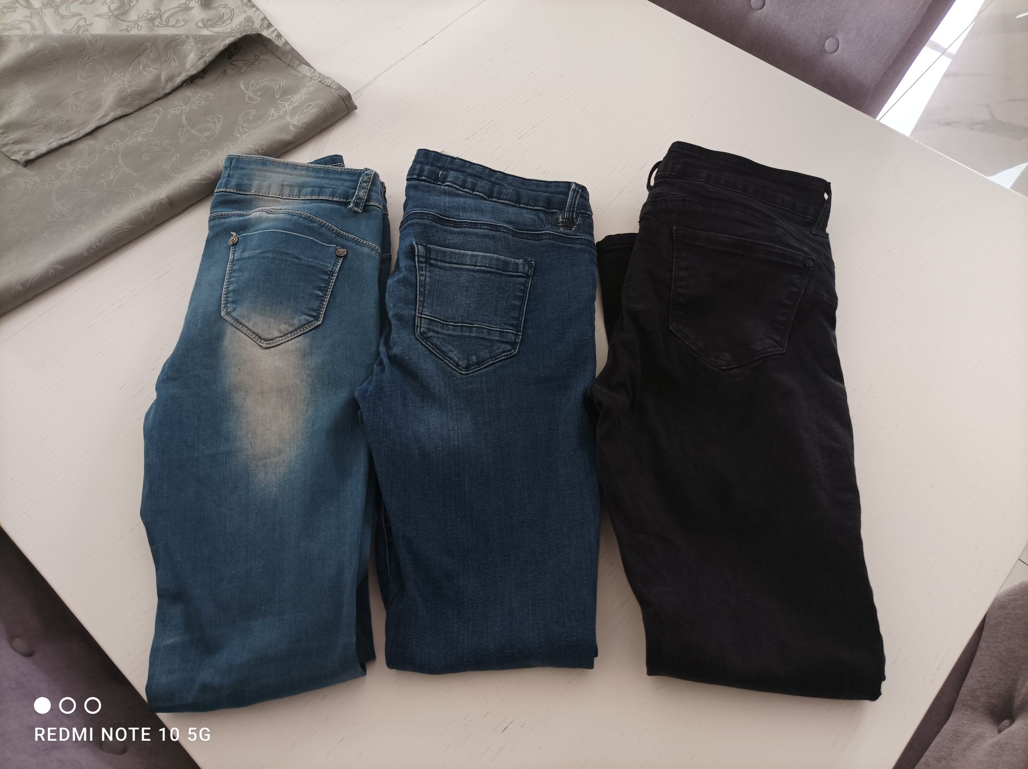 Zestaw spodni dżinsowych rozmiar 38