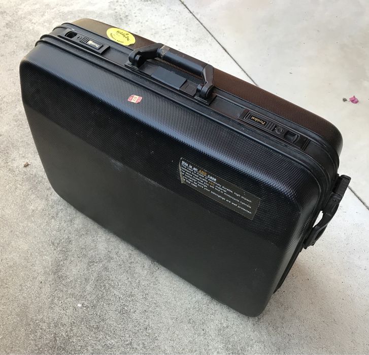 Mala viagem rigida (duas malas em ABS)