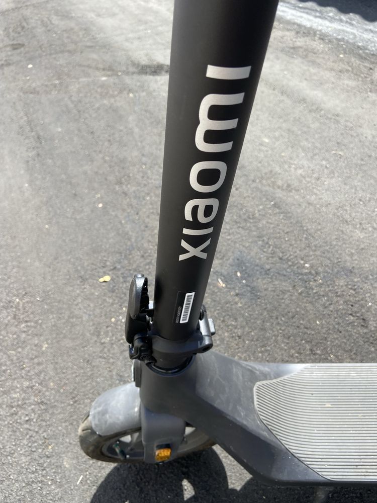 Xiaomi Mi Electric Scooter Lite 2° Gen | Com Fatura Manual, Acessórios