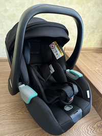 Автокрісло (автолюлька) RECARO Avan (Prime Mat Black)