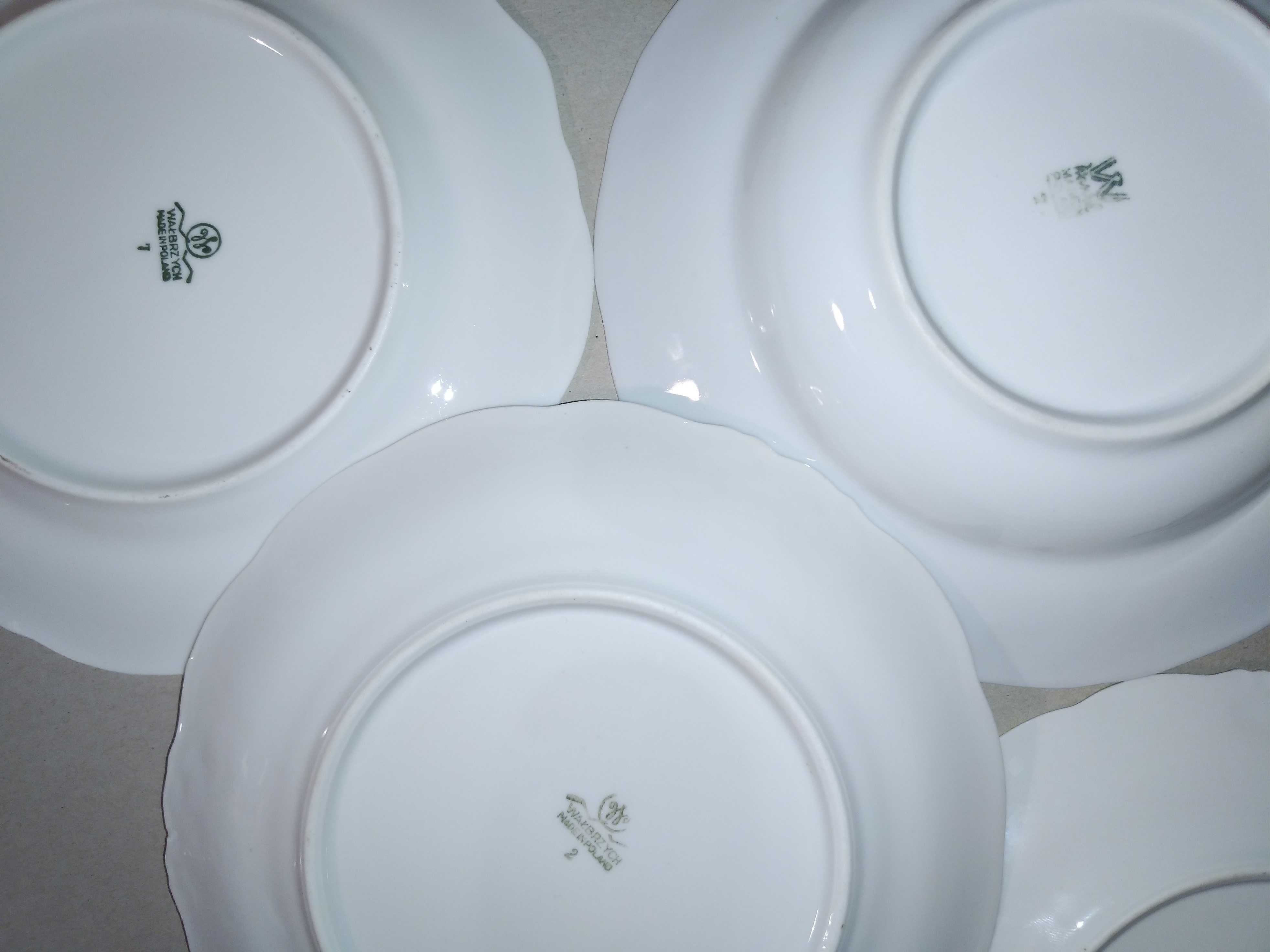 Talerze porcelana zastawa stołowa złoto Wałbrzych Wawel 9 sztuk