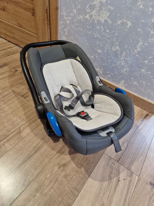 Oddam fotelik/nosidełko dla dziecka