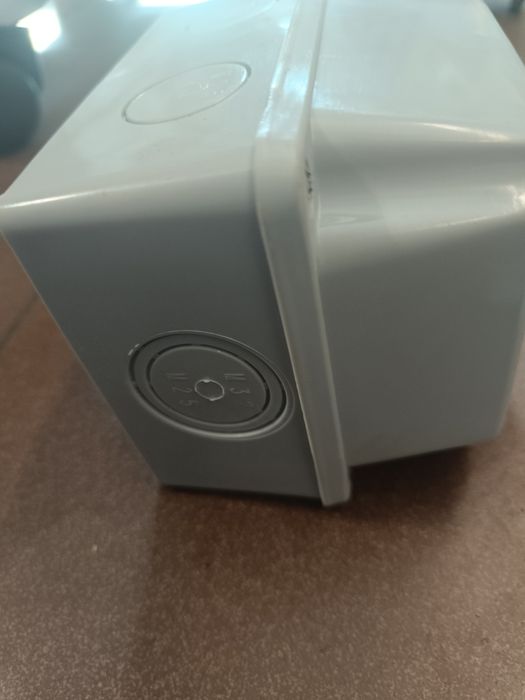 Wyłącznik główny , apator ŁK16R-11.828 OB2 16A