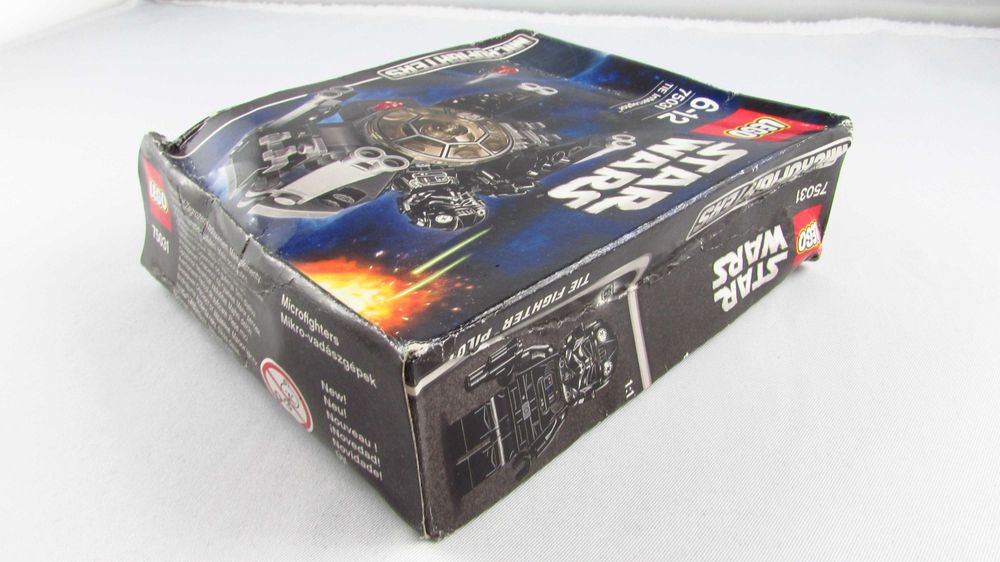 LEGO - Star Wars 75031 TIE Interceptor
