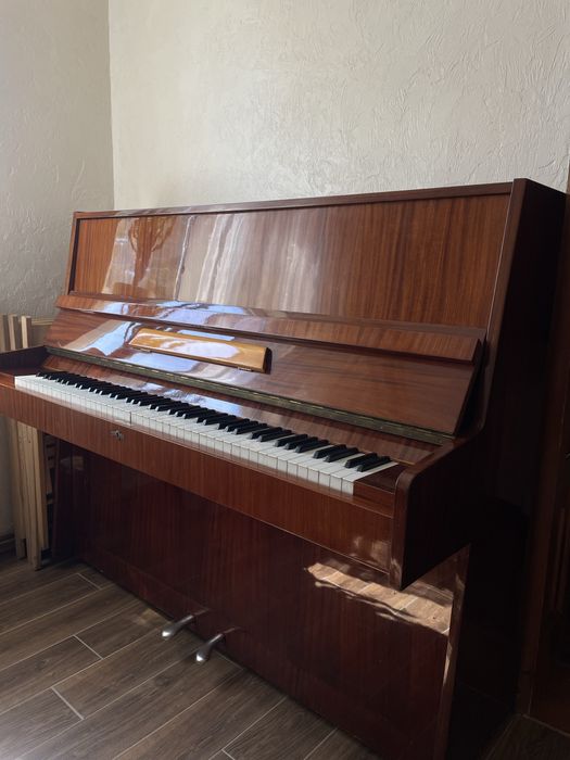 Фортепіано Vanemuine