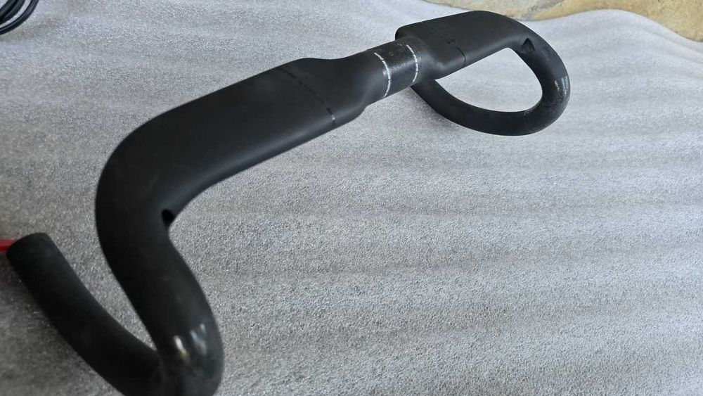 Карбоновий шосейний руль 3T Aeroflux LTD Carbon Handlebar 38см