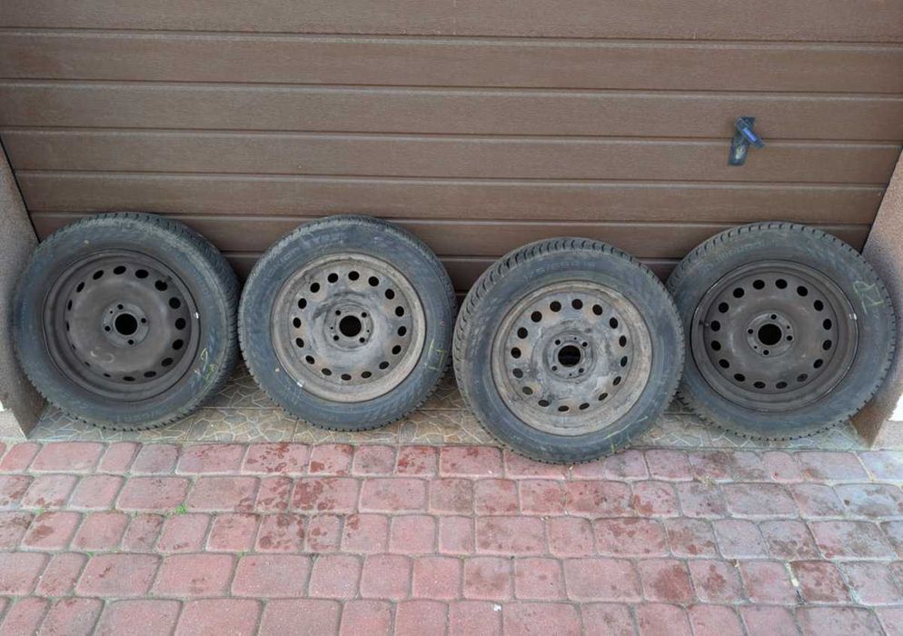 Koła opony zimowe 175/65R15 84T Nokian Snowproof 2023 Nissan Note Gwar