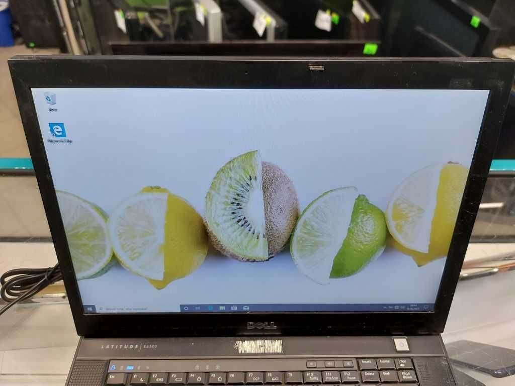 laptop 15" dell e6500 2,4ghz/320gb dysk/ 2gb ram/ win 10 (gwar)