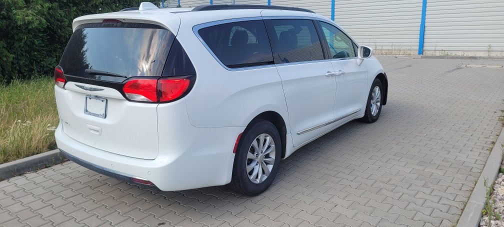 Chrysler pacifica 3.6 automat 7 osobowa