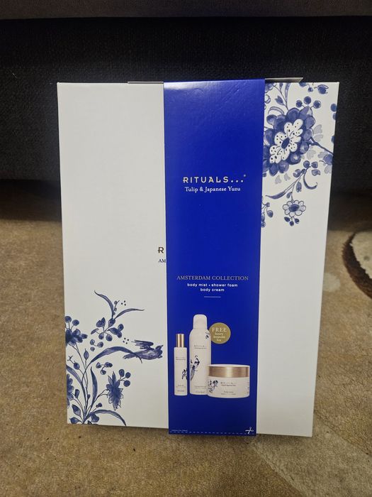 [Rituals Amsterdam Collection Gift Set M]() – Tulip & Japanese Yuzu ze