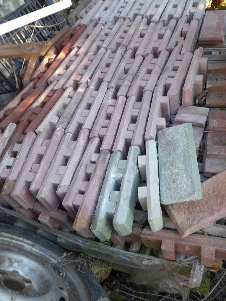 Płytki betonowe  do oblozenia mury ogrodzenia