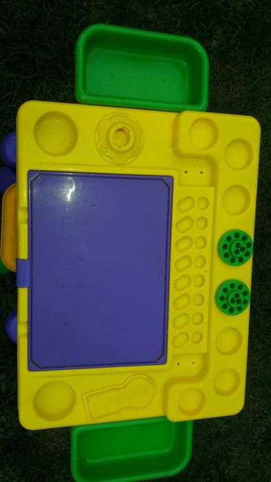 Stolik kreatywny dla dziecka Play Go