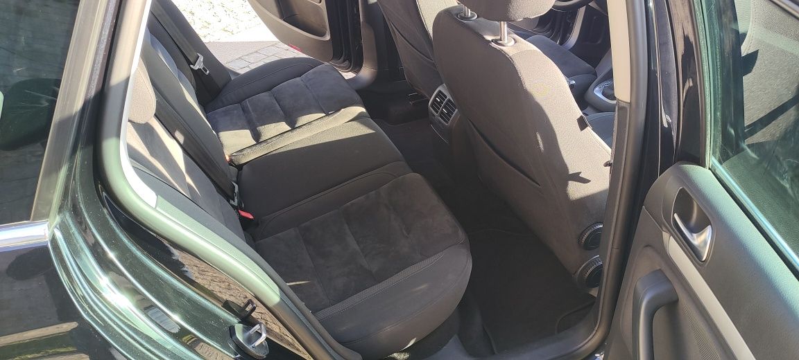 Volkswagen golf 1.6 DSG7 variant highline