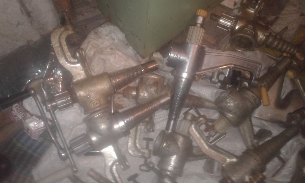 Соковыжималки ручные  СТРУМОК чугунные. СССР. Самовывоз с г. Черкасс