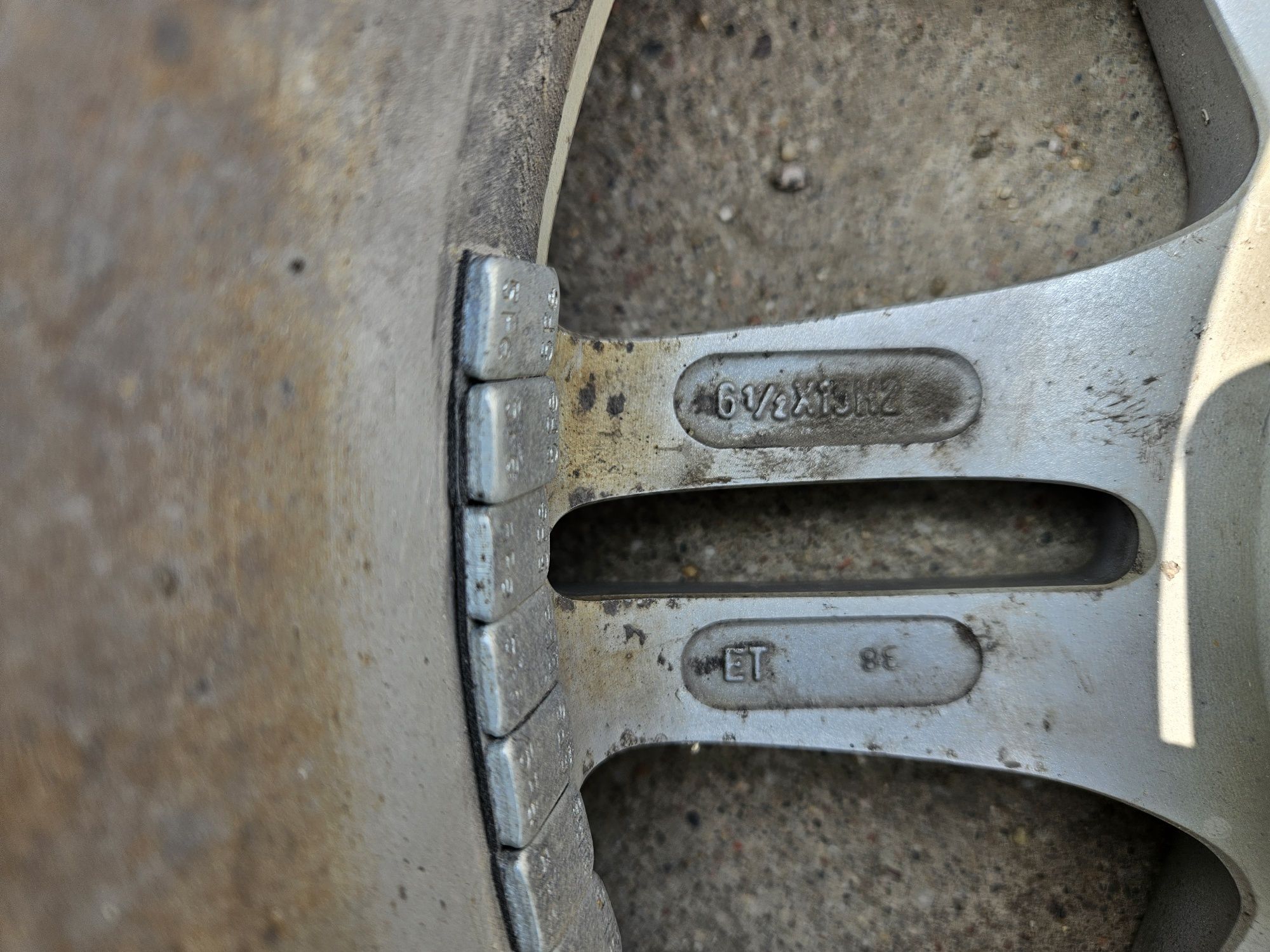 Felgi aluminiowe R15 razem z oponami