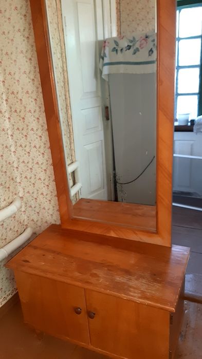 Мебель Винтаж   трюмо /стул/ без реставрации и др.мебель