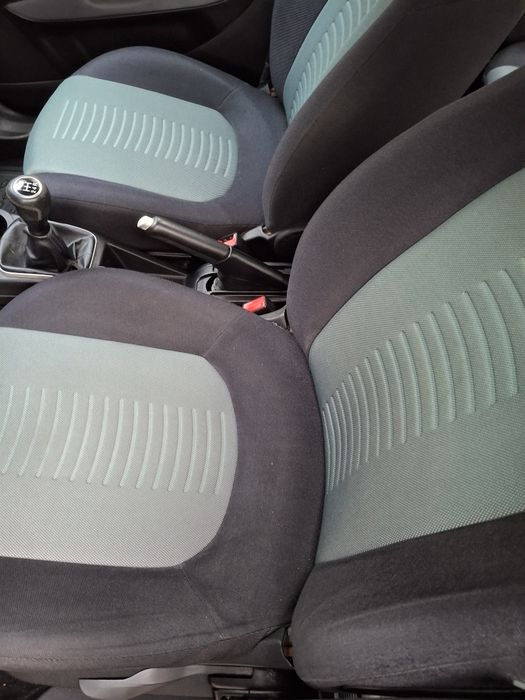 Sprzedam punto 1.4 turbo 160 tys km super stan