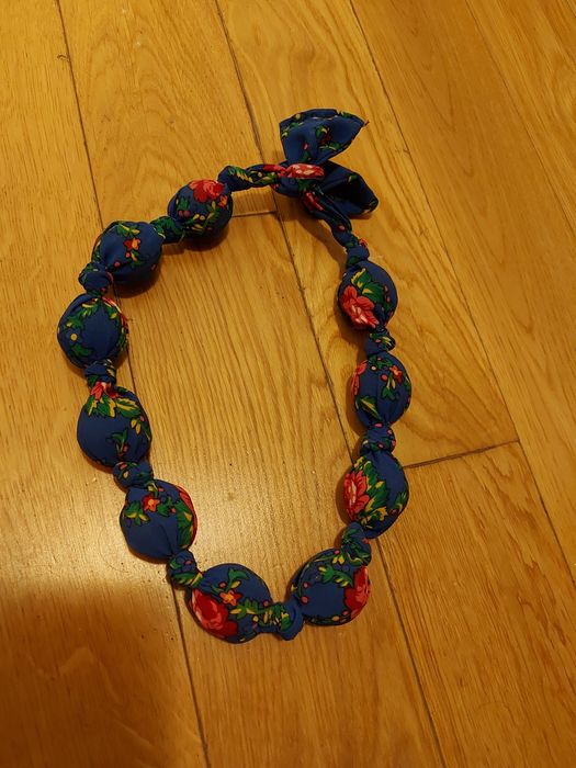 Korale w kwiaty, styl góralski folk