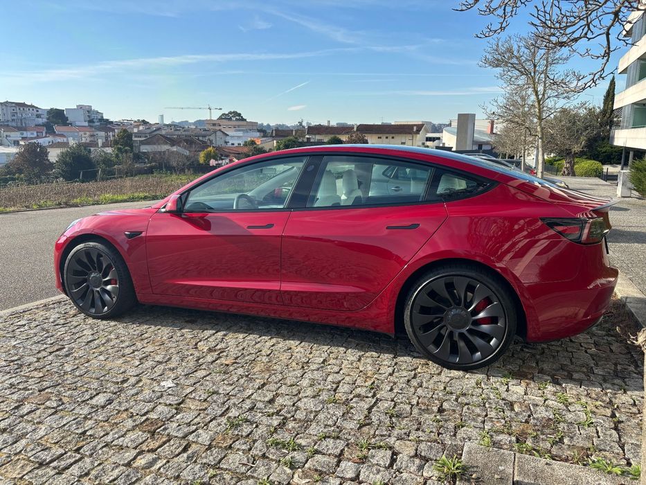 Tesla Model 3 Performance Tração Integral