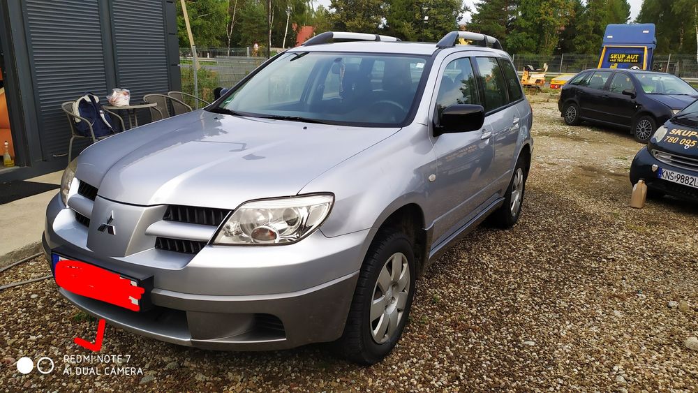 Mitsubishi Outlander 4x4 pojemność 2.0 benzyna+ gaz 2006 klima 190 tys
