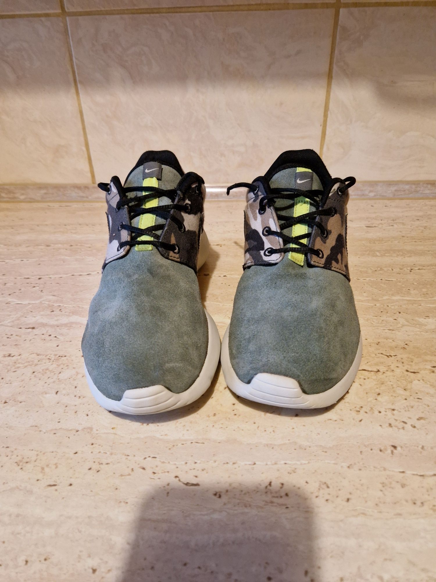 Buty Nike roshe run kaki militaire r 40