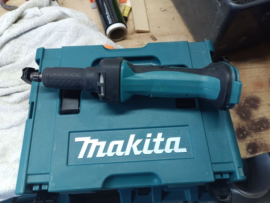 Szlifierka prosta Makita 18v