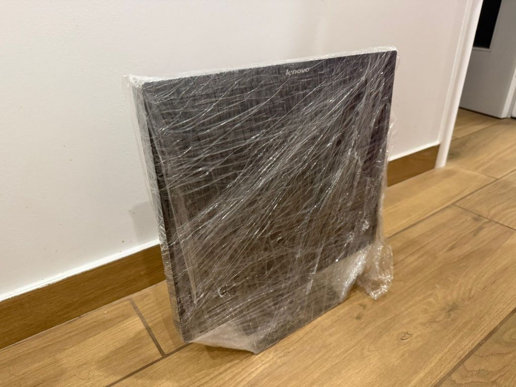 Monitor Lenovo 9227-AB6
