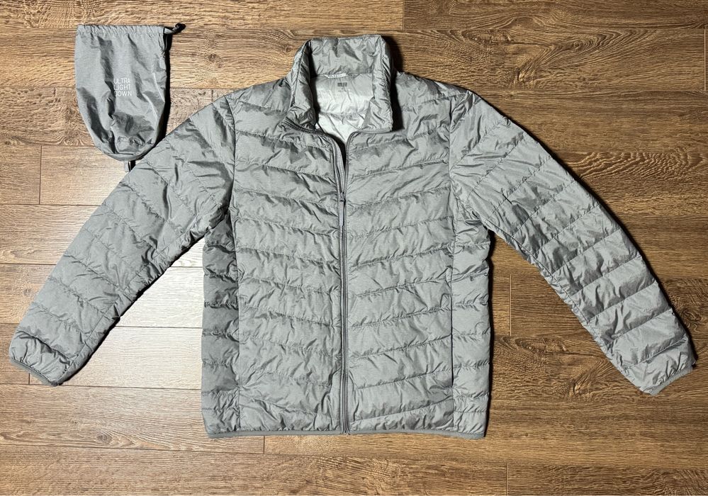 Ультра лёгкий пуховик Uniqlo .