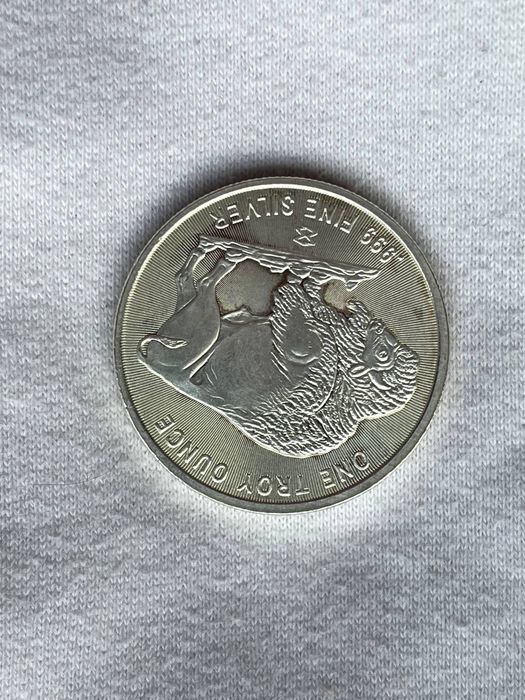 Срібна монета Бізон Клен  999 1 унція