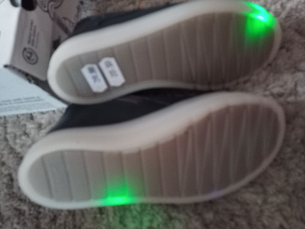 Skórzane wysokie buty świecące Clarks 27,5 światełka  LED w podeszwie