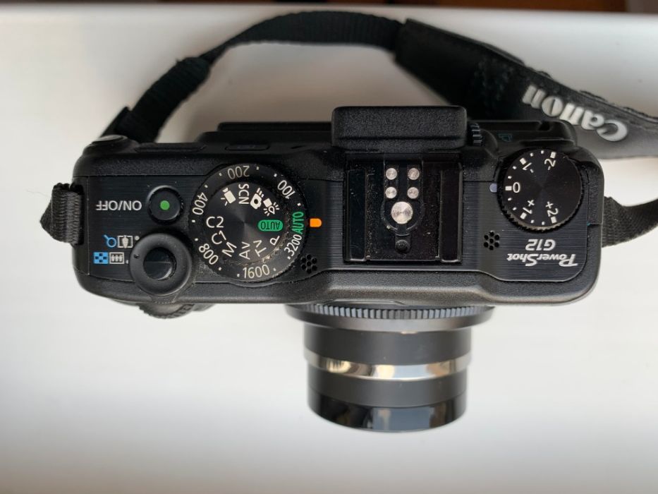 Полупрофессиональная фотокамера Canon Power Shot G 12