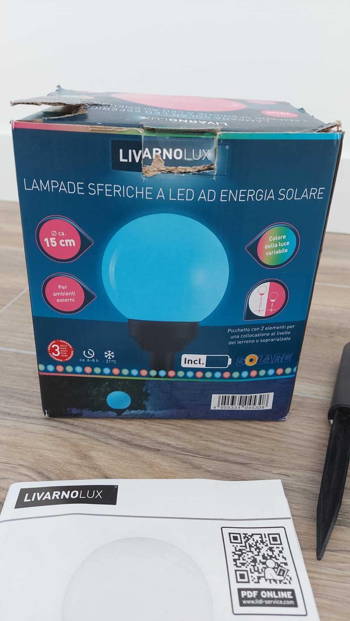Lâmpada LED a energia solar