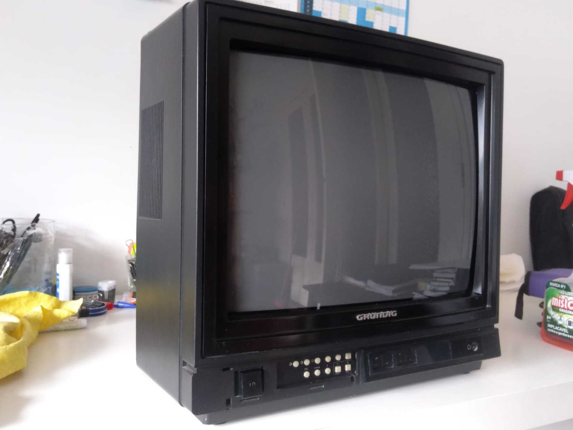 Televisão Grundig