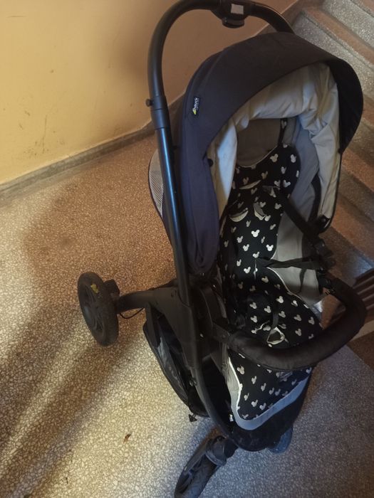 Sprzedam wózek spacerowy