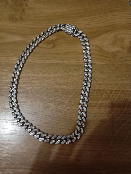 Dois Colares de aço