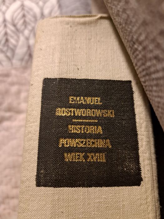 Historia powszechna wiek XVIII E. Rostworowski