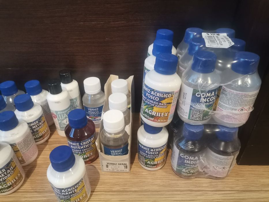 Lote de auxiliares de pintura para artesanato