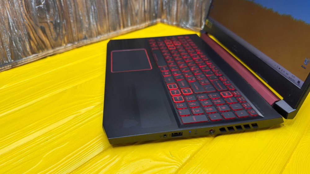 Ігровий Ноутбук Acer Nitro 5 An515-54 /15.6/Core i5-8300H/GTX 1650 4GB