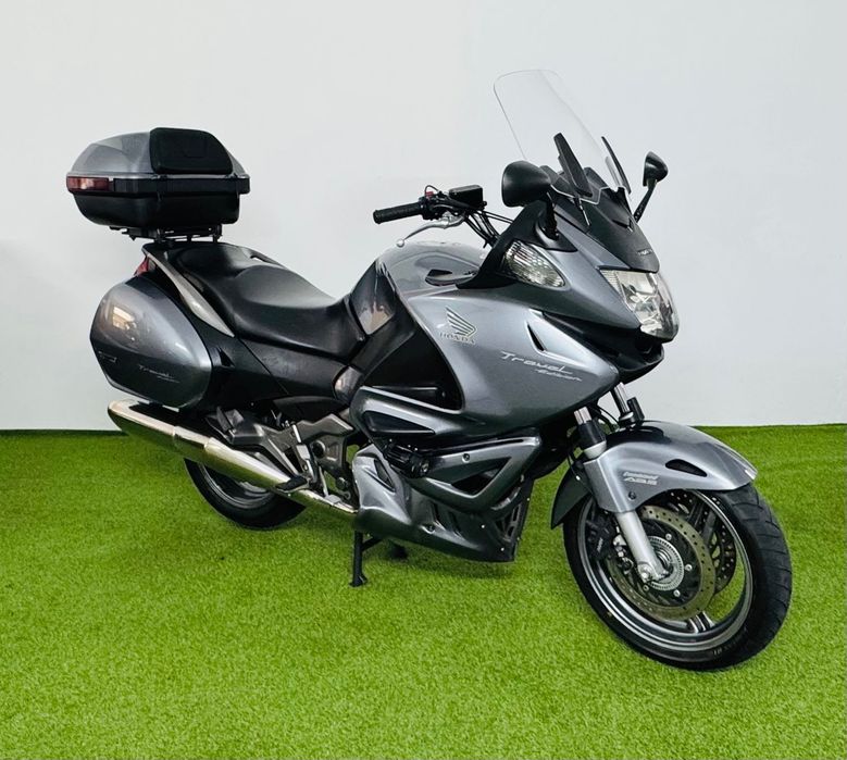 Honda Deauville NT700VA