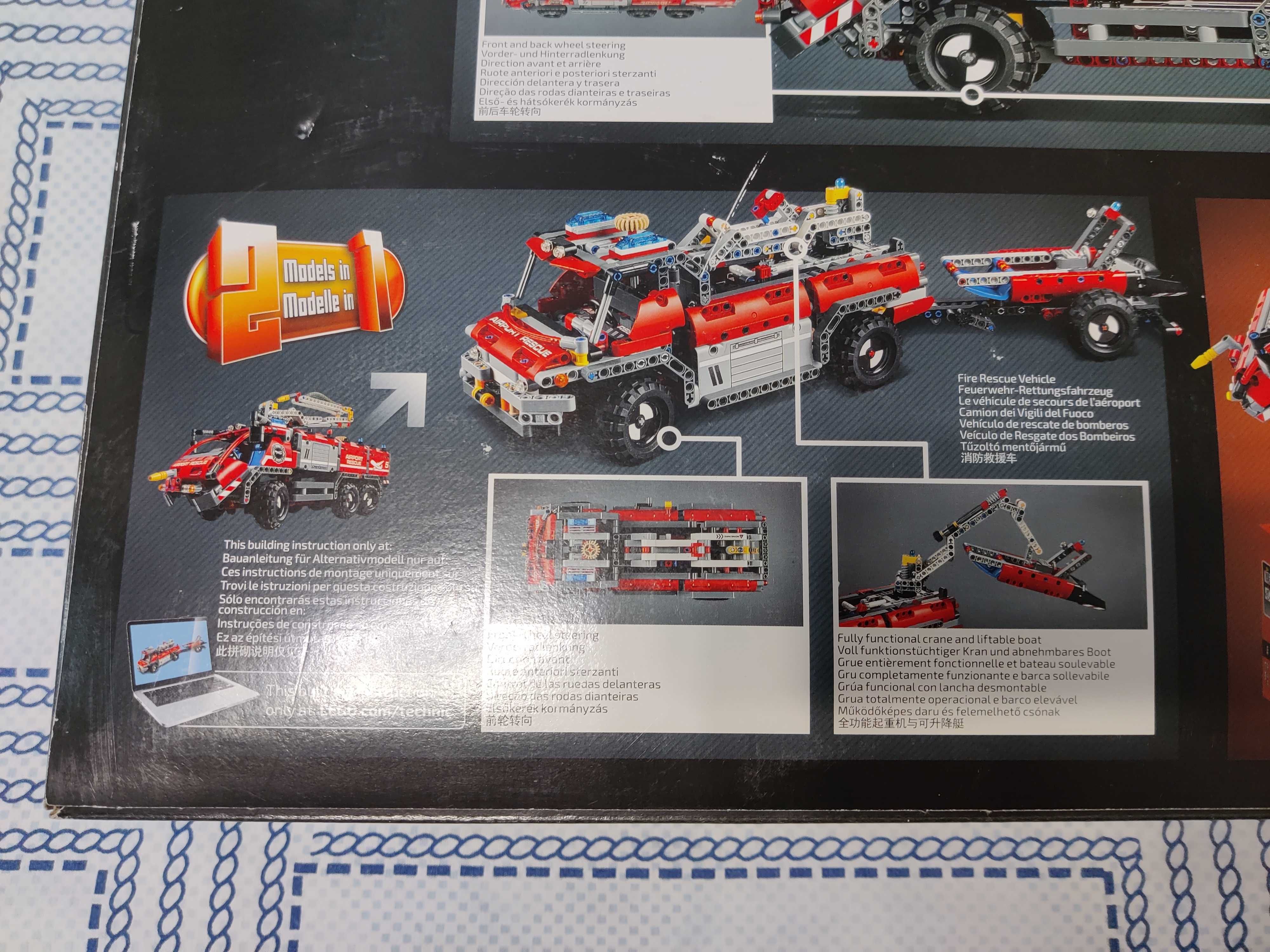 LEGO TECHNIC Airport Rescue Vehicle (42068)