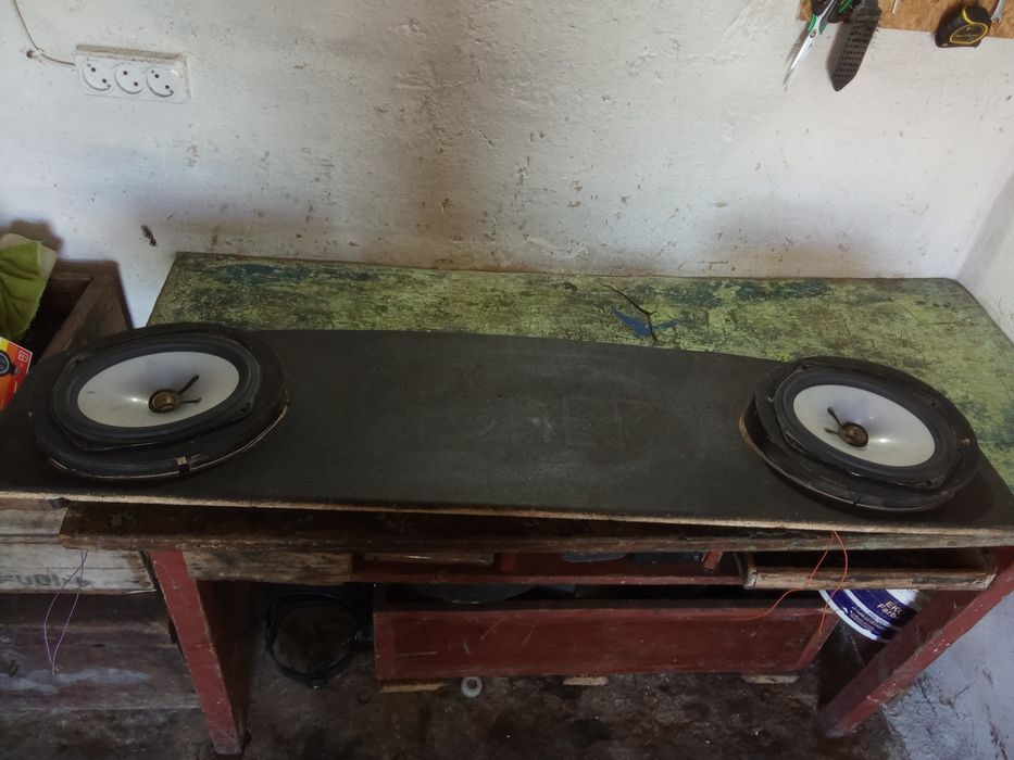 Полка с ваз 2101 с динамиками