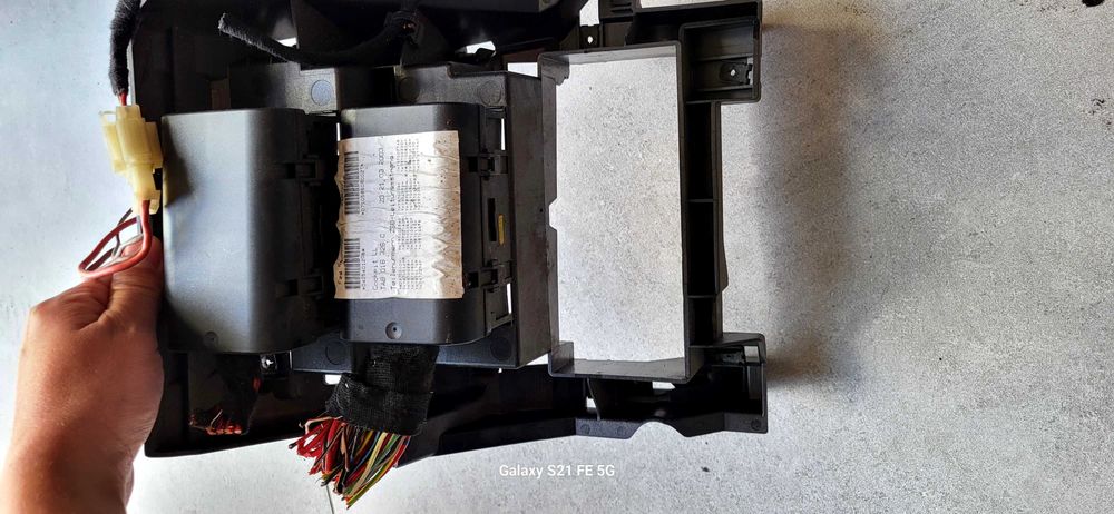 Skrzynka bezpieczników Vw transporter