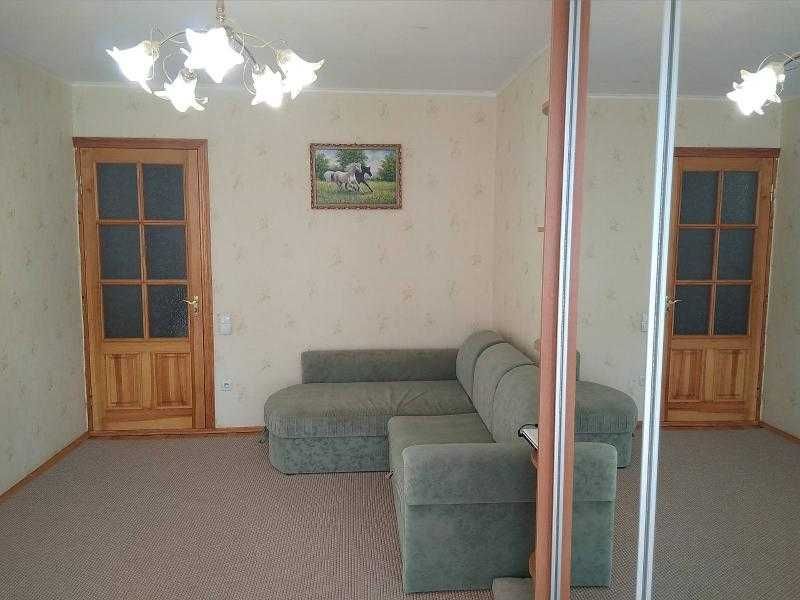 Продам  1к.квартиру 5/9 с мебелью и техникой