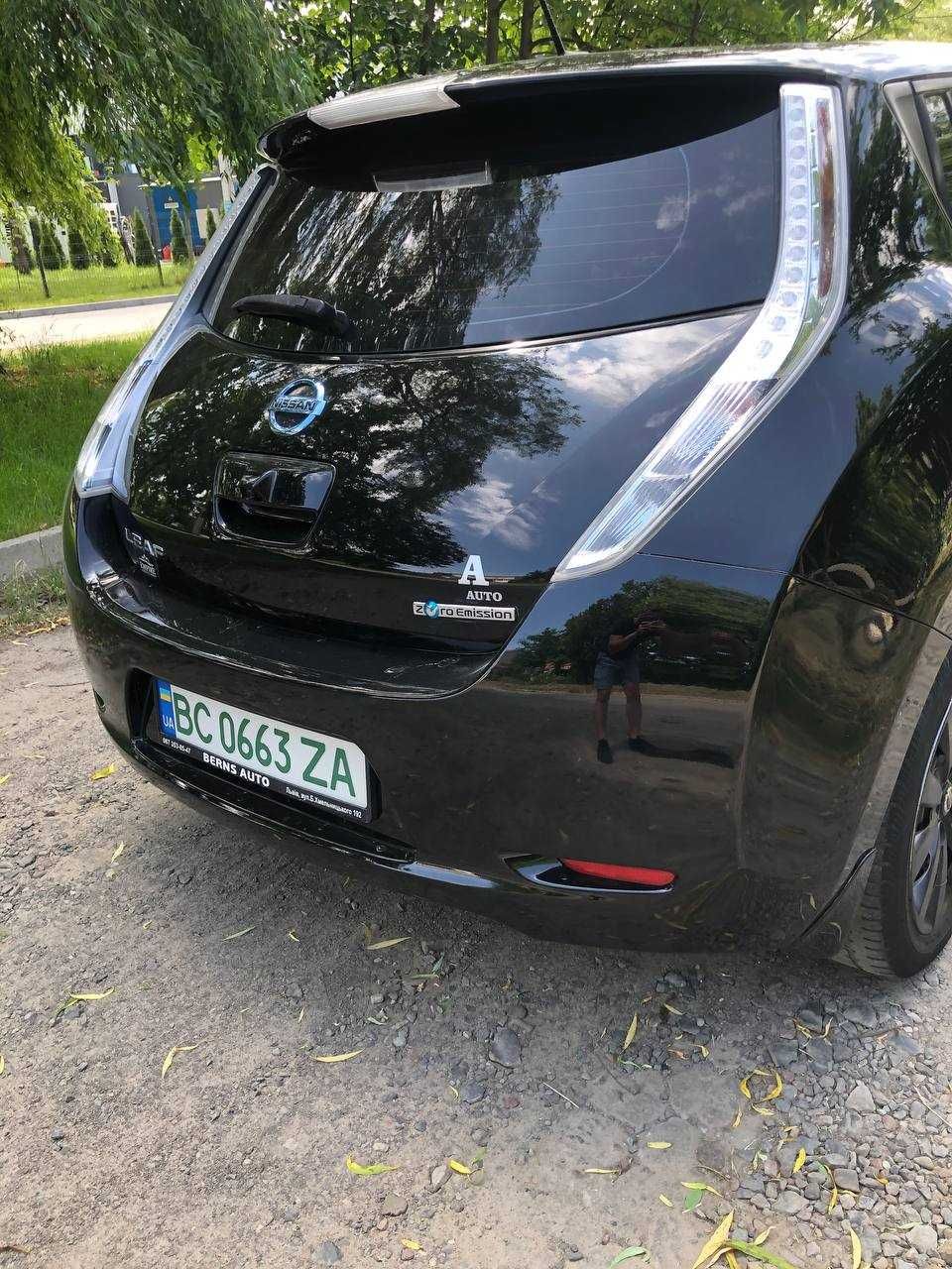 Nissan LEAF 2014р.