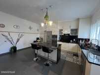 Moradia T4 para venda