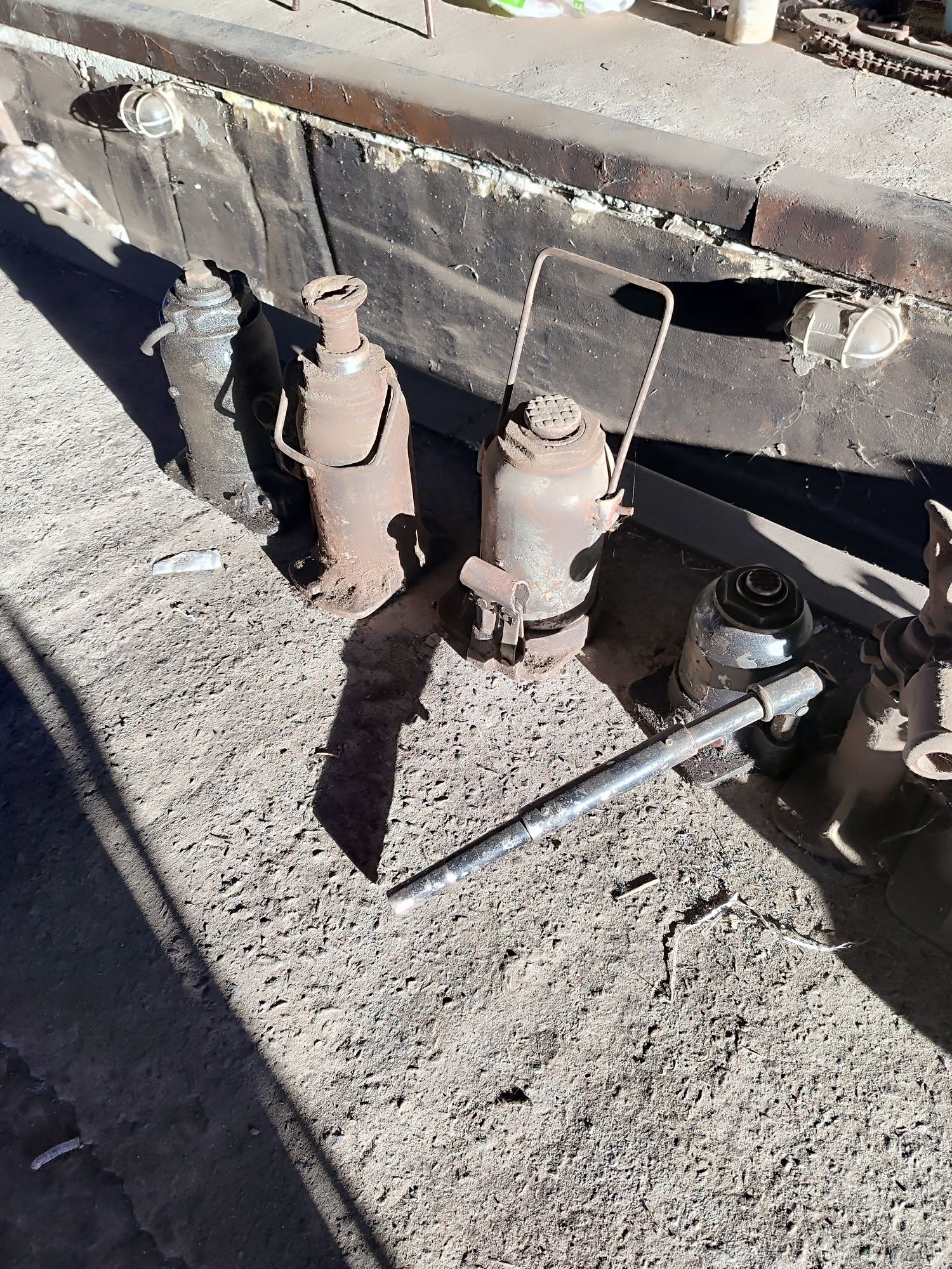Домкрат 2, 5, 10 тонн, донкрат