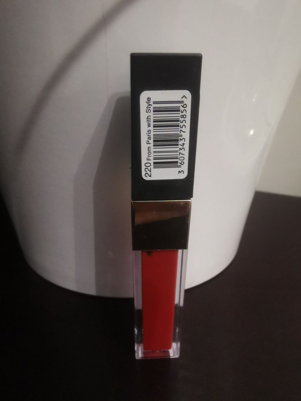 Astor lip lacquer 220