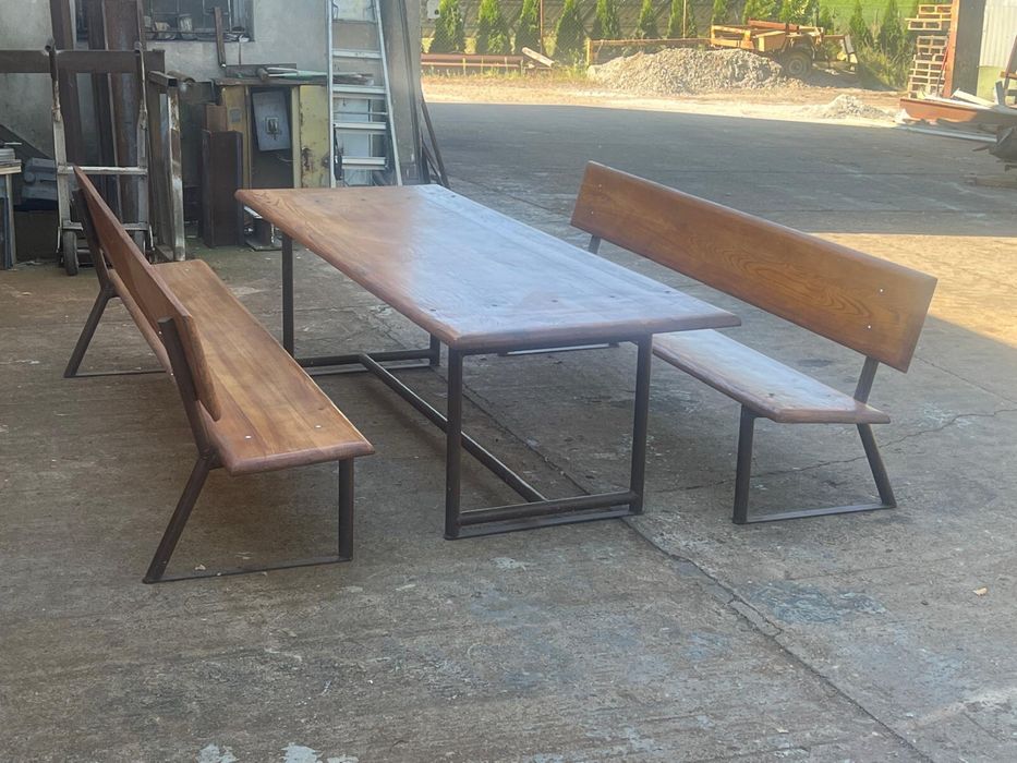 Zestaw biesiadny do altany ogrodowej