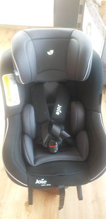 Fotelik z baza ISOFIX Joie Spin 360